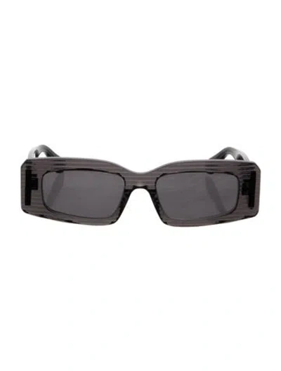Pre-owned Alaïa Square Tinted Sunglasses In Black