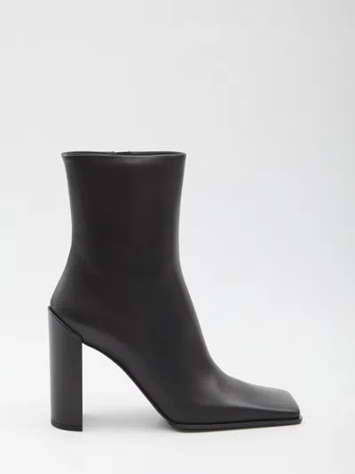 Alaïa Square-toe Ankle Boots In Black