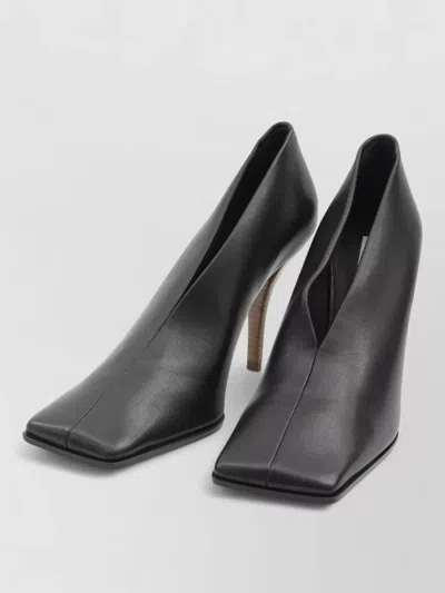 Alaïa Square Toe Lambskin Nappa Pumps Stiletto Heel In Black