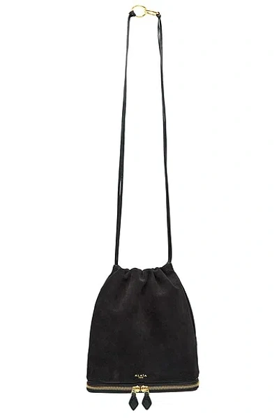 Alaïa Alaîªa Squared Bucket Bag In Black