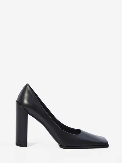 ALAÏA SQUARETOED PUMPS