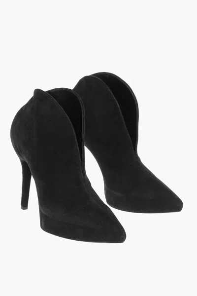 Alaïa Suede Booties With Front V Design 11cm In Black