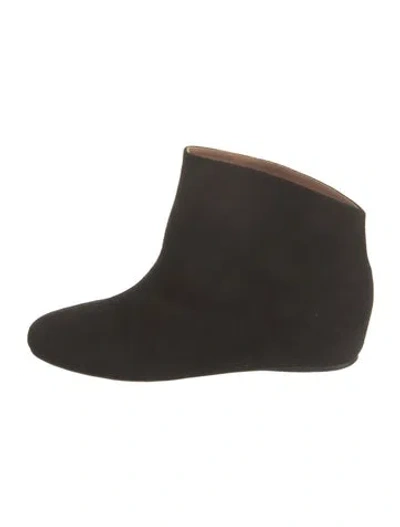 Pre-owned Alaïa Suede Boots In Black