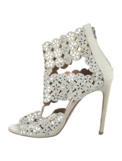 Pre-owned Alaïa Suede Crystal Embellishments Sandals In White