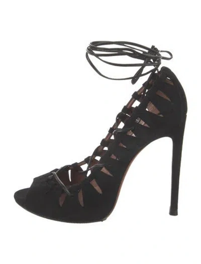 Pre-owned Alaïa Suede Cutout Accent Pumps In Black