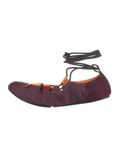 Pre-owned Alaïa Suede Cutout Accent Sneakers In Burgundy