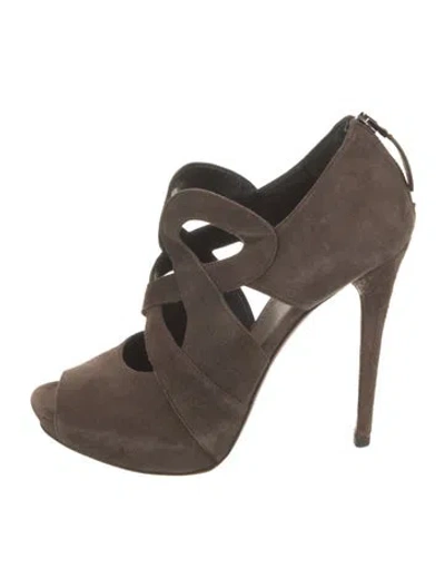 Pre-owned Alaïa Suede Gladiator Sandals In Brown