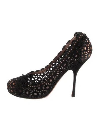 Pre-owned Alaïa Suede Lace Pattern Pumps In Black