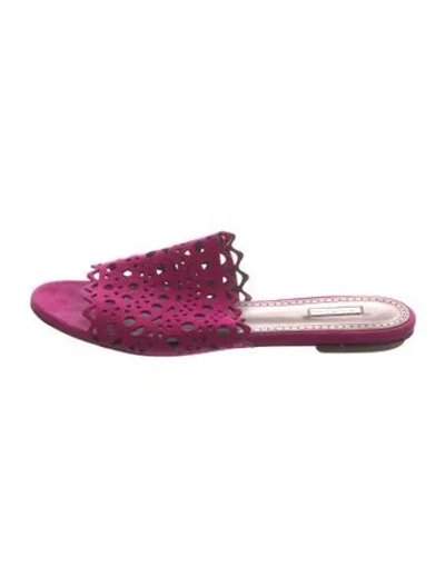 Pre-owned Alaïa Suede Lace Pattern Slides In Pink