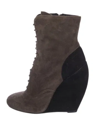 Pre-owned Alaïa Suede Lace-up Boots In Gray