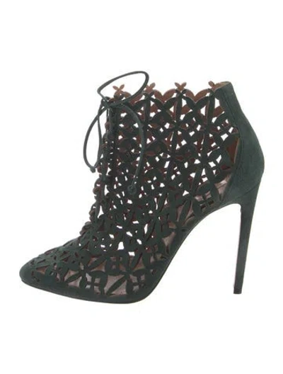 Pre-owned Alaïa Suede Lace-up Boots In Green