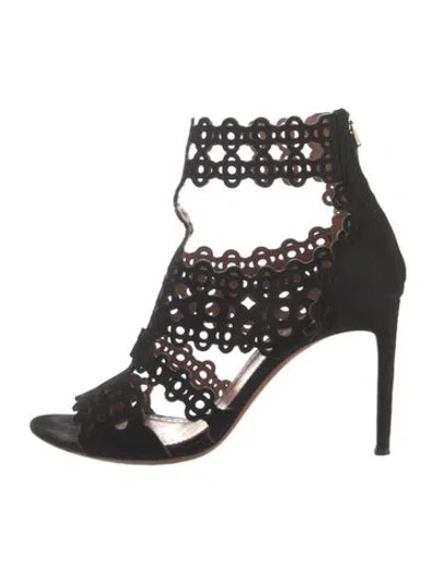 Pre-owned Alaïa Suede Lasercut Accents Boots In Black