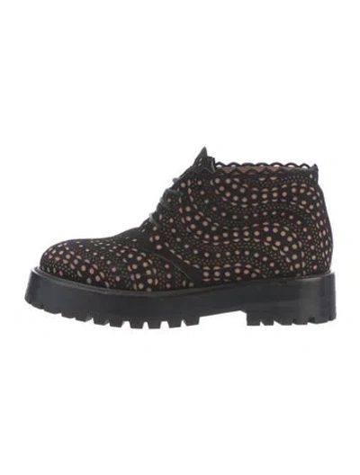 Pre-owned Alaïa Suede Patterned Flats In Black