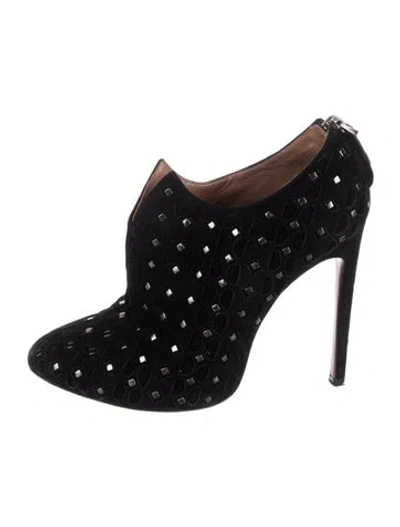 Pre-owned Alaïa Suede Patterned Pumps In Black
