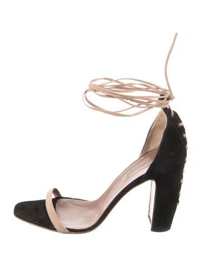 Pre-owned Alaïa Suede Pumps In Black