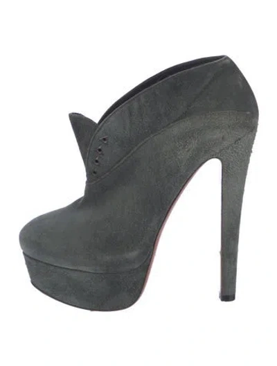Pre-owned Alaïa Suede Pumps In Green