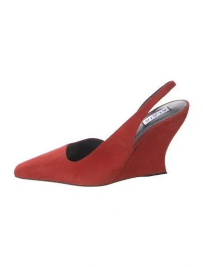 Pre-owned Alaïa Suede Pumps In Red