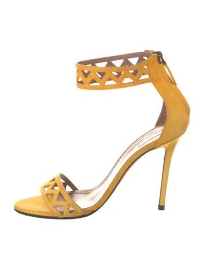 Pre-owned Alaïa Suede Sandals In Yellow