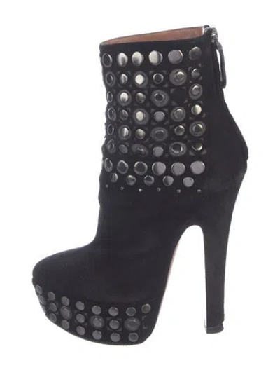 Pre-owned Alaïa Suede Studded Accents Boots In Black