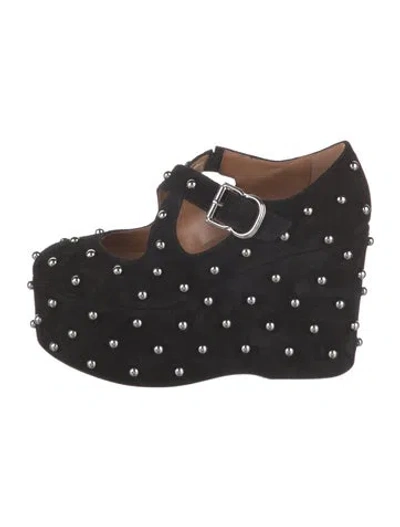 Pre-owned Alaïa Suede Studded Accents Pumps In Black