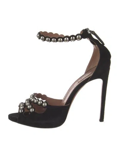 Pre-owned Alaïa Suede Studded Accents Pumps In Black