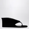 Alaïa Thong Mules With Wedge In Black Velvet In Black