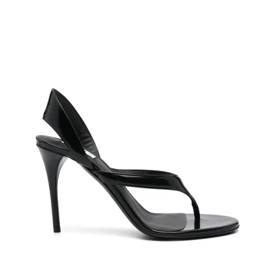 Alaïa Tong Sandals In Black
