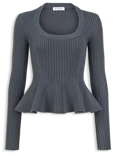 Alaïa Ribbed Peplum Long-sleeve Top In Gray