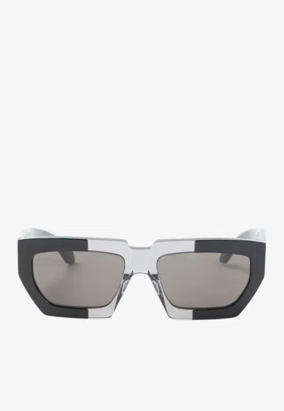 Alaïa Two-tone Bold Cat-eye Sunglasses In Gray