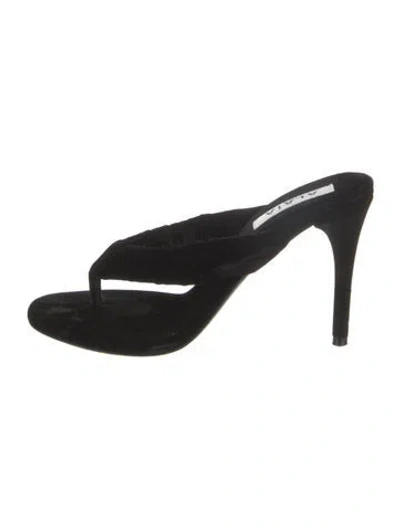 Pre-owned Alaïa Velvet Flip Flops In Black