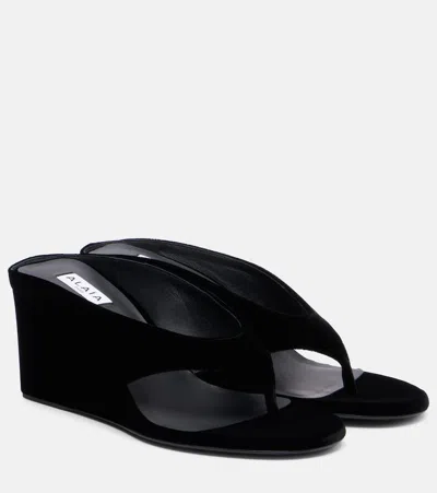 ALAÏA ALAÏA VELVET WEDGE THONG SANDALS