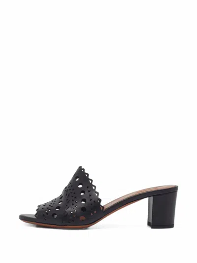 Pre-owned Alaïa Vienne Laser-cut Sandals In Black