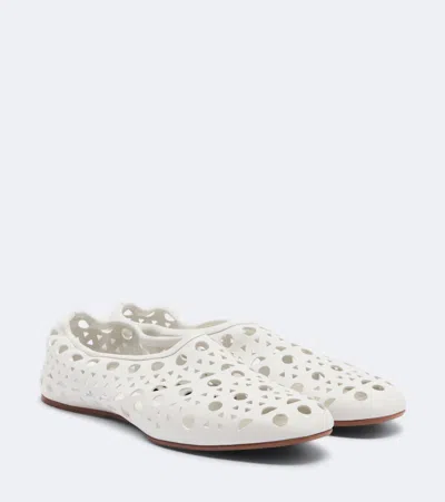 Alaïa Vienne Leather Ballet Flats In White