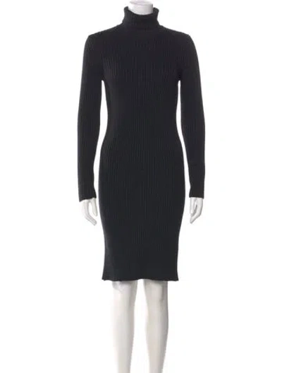 Pre-owned Alaïa Virgin Wool Knee-length Dress In Black