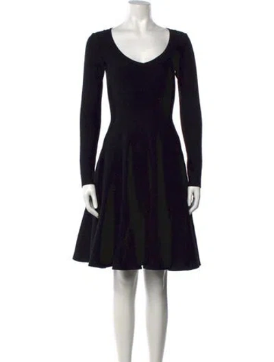 Pre-owned Alaïa Virgin Wool Knee-length Dress In Black