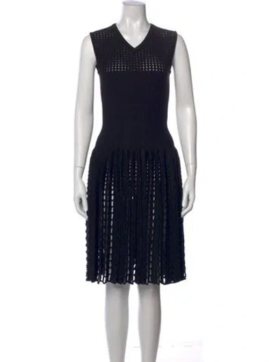 Pre-owned Alaïa Virgin Wool Midi Length Dress In Black