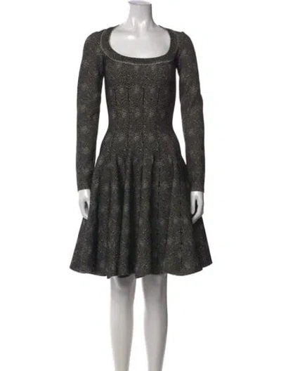 Pre-owned Alaïa Virgin Wool Mini Dress In Black
