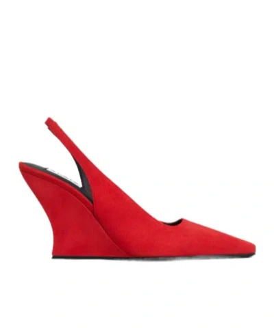 Alaïa Wave Slingbacks In Suede In Red