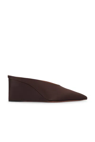 Alaïa Satin Wedge Mules In Marron Fonce