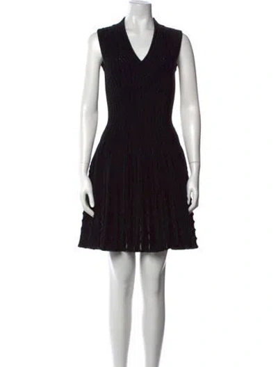Pre-owned Alaïa Wool Mini Dress In Black