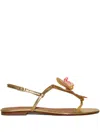 Alameda Turquesa Constance Sandals In 金色