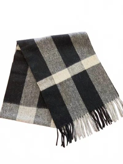 Alashan Cashmere Unisex Douglas Anthony Merino Scarf In Black Check In Gray