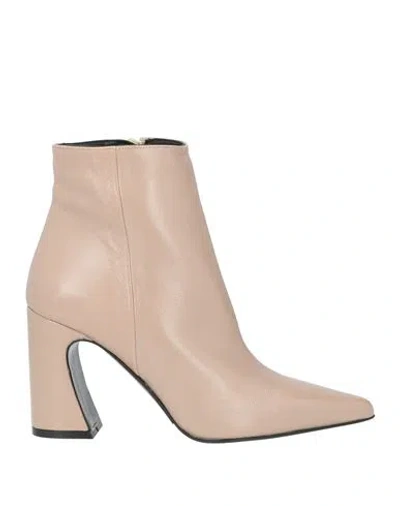 Albano Woman Ankle Boots Beige Size 8 Leather In Pink