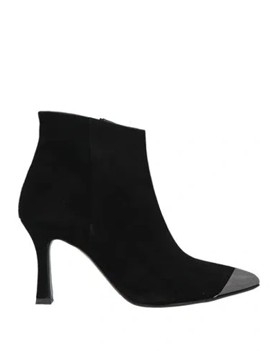Albano Woman Ankle Boots Black Size 9 Leather
