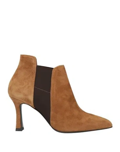 Albano Woman Ankle Boots Camel Size 10 Leather In Sand
