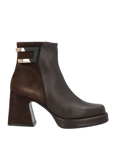 Albano Woman Ankle Boots Dark Brown Size 8 Calfskin