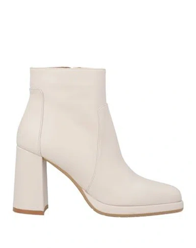 Albano Woman Ankle Boots Off White Size 8 Calfskin