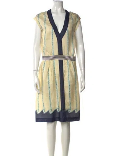 Pre-owned Alberta Ferretti Silk Knee-length Dress In Neutrals