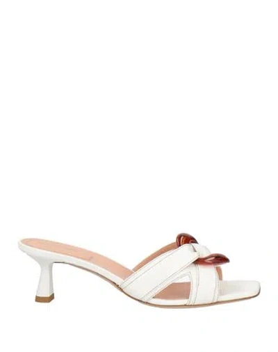 Alberta Ferretti Woman Sandals White Size 9 Leather