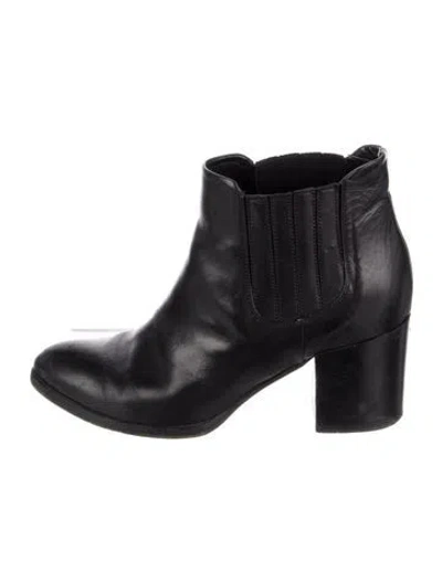 Pre-owned Alberto Fermani Leather Chelsea Boots In Black